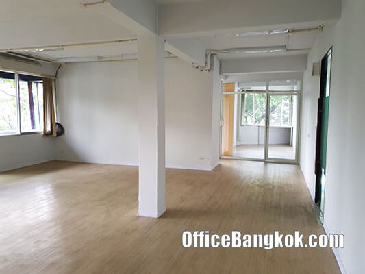 Rent Office Space Close to BTS Phahonyothin 24 Station