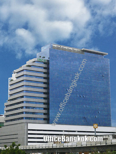 United Business Center II (Ubc 2 Building) - Office Space for Rent on Sukhumvit Area nearby Phrom Phong BTS Station.