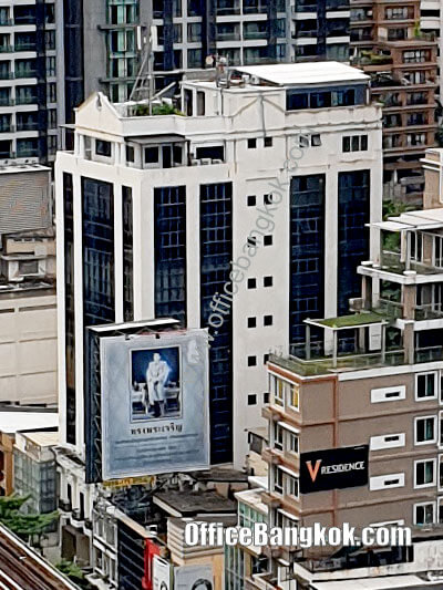 Peterson Building - Office Space for Rent on Sukhumvit Area nearby Phrom Phong BTS Station.