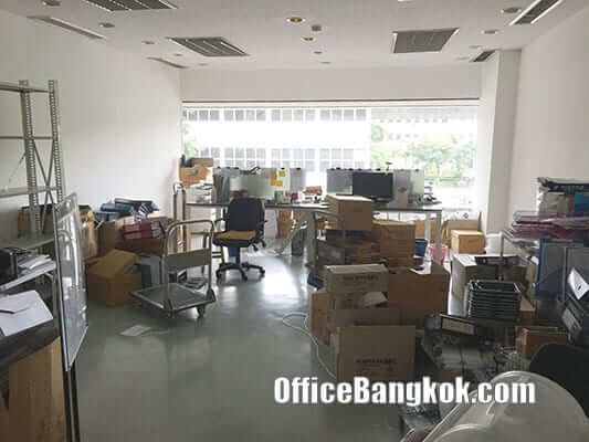 Rent Office Space Small and Cheap close to BTS Victory Monument Station