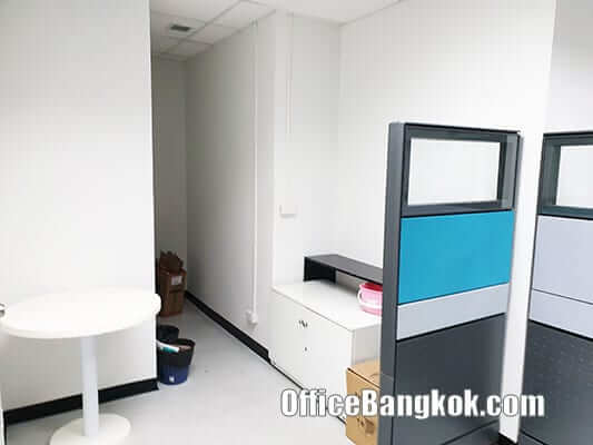 Office Space for Rent Partly Furnished on Asoke near Phetchaburi MRT Station
