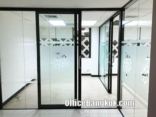 Rent Office Parlty Furnished 200 sqm Phahonyothin