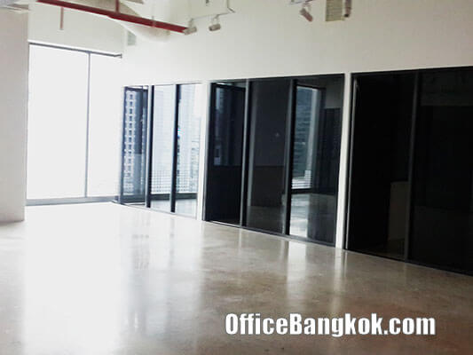 Rent Office on Sathorn with Partly Furnished only 10 minute walk to Chong Nonsi BTS Station