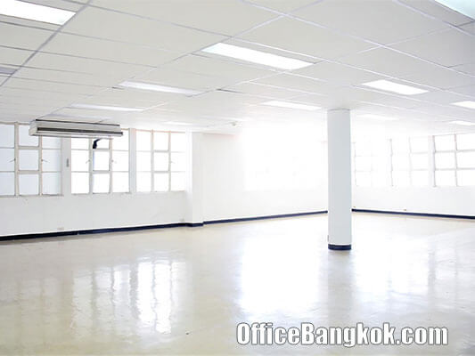 Office Space for Rent at Phlub Phla Chai Building