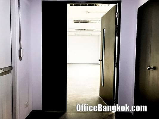 Modern Home Office for rent on Rama 9