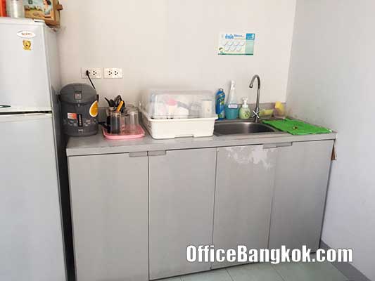 Rent Furnished Office Space close to Chidlom BTS Station
