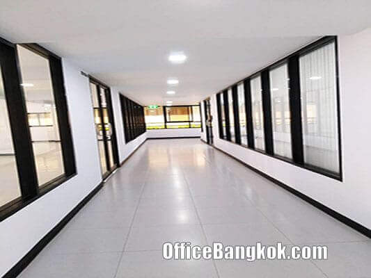 Office Space for Rent New Renovate on Asoke near Phetchaburi MRT Station