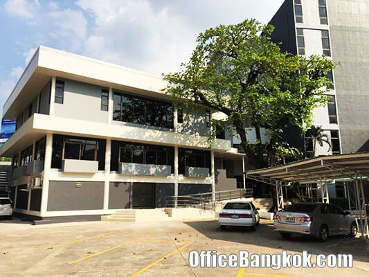 Stand Alone Office Building for Rent at Lan Luang Road