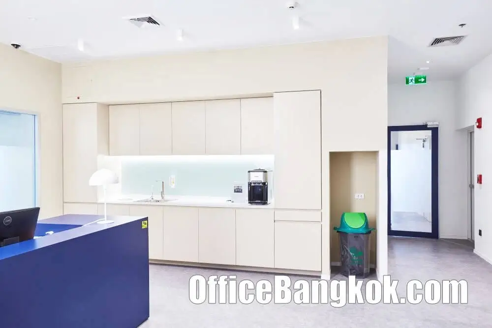 Service Office And Co-Working Space For Rent At Sukhumvit Hills