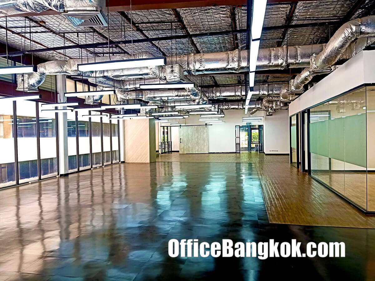 Rent Office On Asoke Area Space 380 Sqm Close To Phetchaburi MRT Station