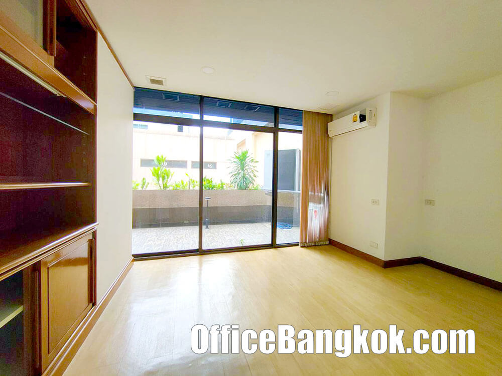 Rent Office On Asoke Area Space 85 Sqm Close To Phetchaburi MRT Station