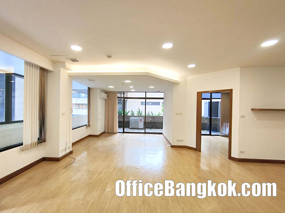 Rent Office On Asoke Area Space 85 Sqm Close To Phetchaburi MRT Station