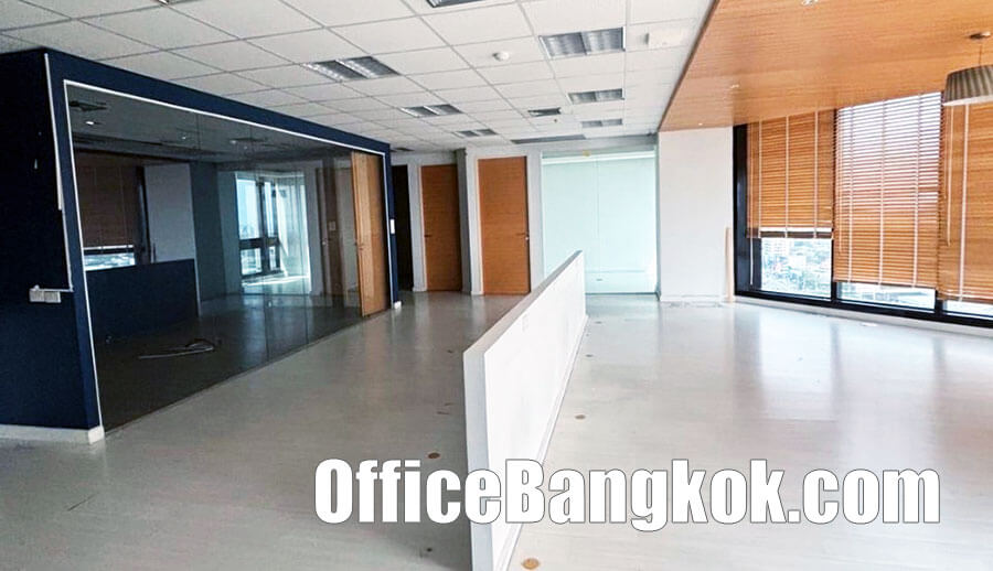 Rent Office 180 Sqm at Central City Bangna