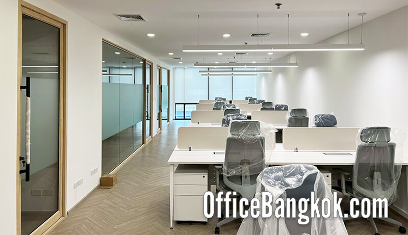 Fully furnished office for rent in Bangna, 145 sqm. Ready to move in with modern design and 123,000 THB/month rental.