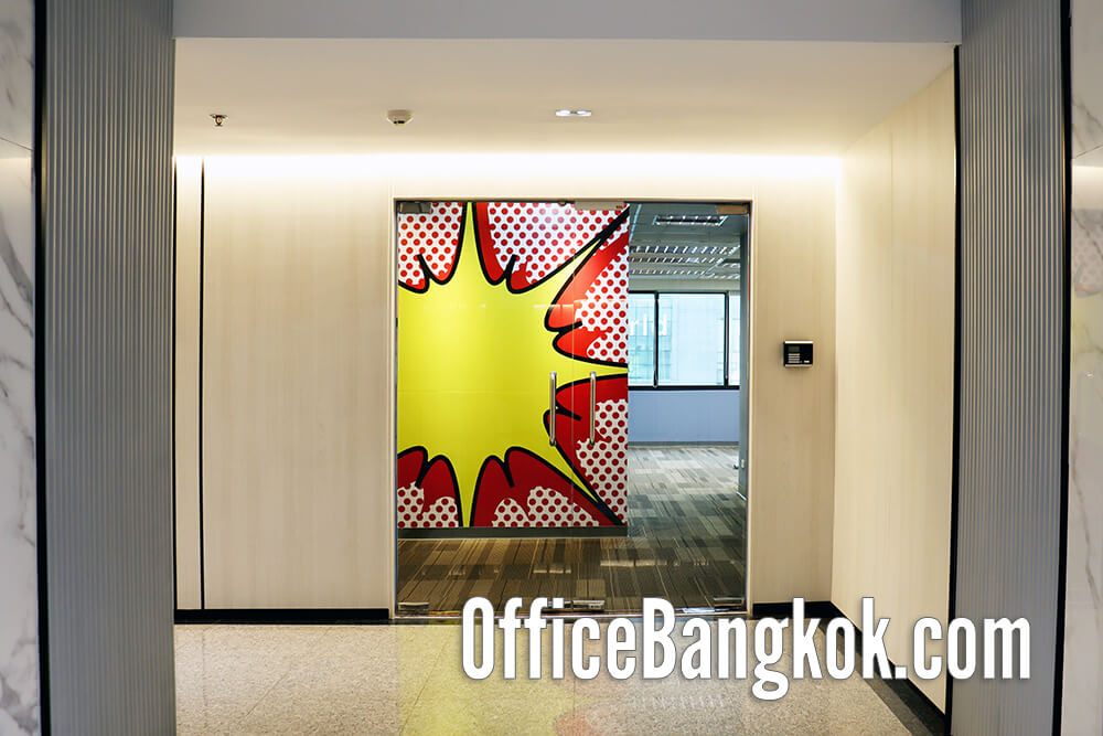 ภาพสำนักงานตกแต่งบางส่วนให้เช่า ใกล้ BTS ชิดลม พื้นที่กว้าง 363 ตร.ม. มีห้องทำงาน แสงธรรมชาติส่องทั่ว เหมาะกับบริษัทขนาดกลางถึงใหญ่ ภาพสำนักงานตกแต่งบางส่วนให้เช่า ใกล้ BTS ชิดลม พื้นที่กว้าง 363 ตร.ม. มีห้องทำงาน แสงธรรมชาติส่องทั่ว เหมาะกับบริษัทขนาดกลางถึงใหญ่