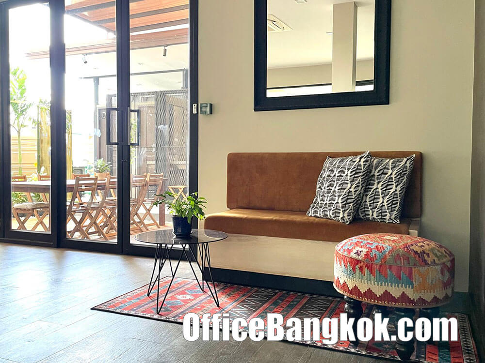 Rent Fully Furnished Office 450 Sqm Close To Victory Monument BTS Station