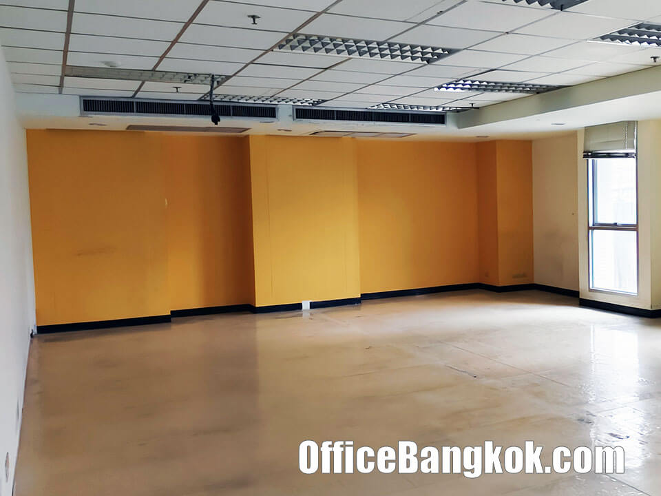 Office For Rent With Partly Furnished Space 230 Sqm Close To Ratchathewi BTS Station Office For Rent With Partly Furnished Space 230 Sqm Close To Ratchathewi BTS Station
