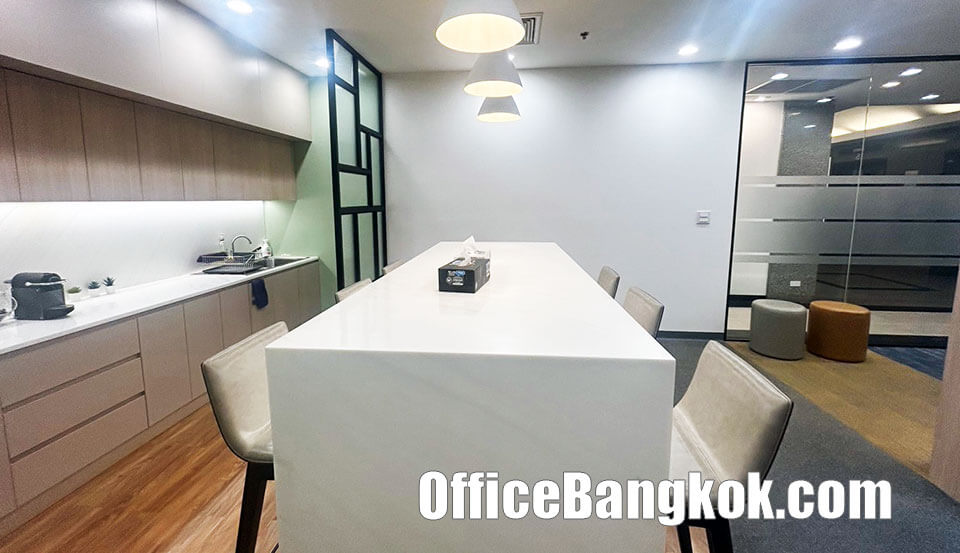 Rent Office With Fully Furnished 160 Sqm Close To Phloen Chit BTS Station