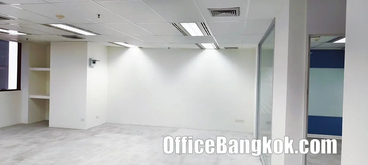 Rent Office Partly Fitted On Sathorn Close To Surasak BTS Station