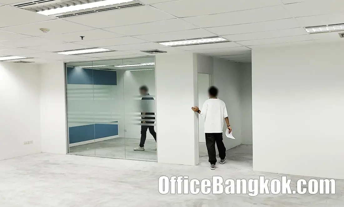 Rent Office Partly Fitted On Sathorn Close To Surasak BTS Station