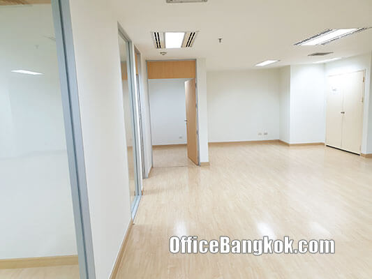 Rent Office with Partly Furnished on Sathorn Road Space 175 Sqm Close to Surasak BTS Station