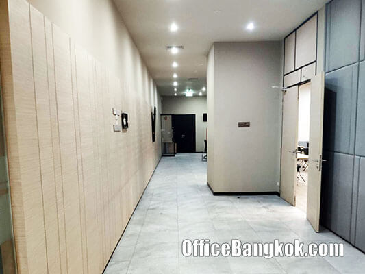 Fully Furnished Office For Rent on Silom 2,000 Sqm Close To Chong Nonsi BTS Station