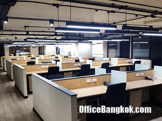 Fully Furnished Office For Rent on Silom 2,000 Sqm Close To Chong Nonsi BTS Station