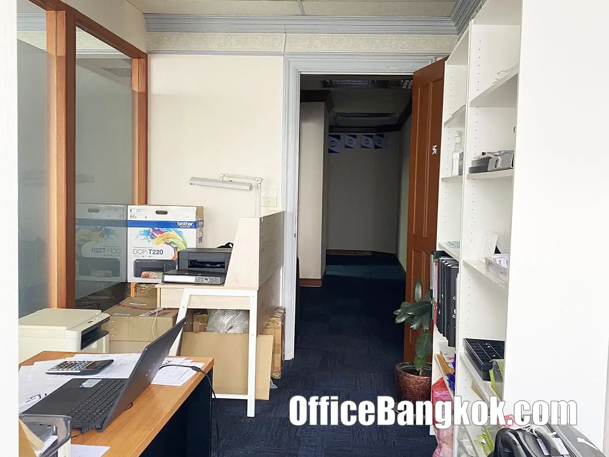 Rent Office 78 Sqm On Silom Road Close To Surasak BTS Station