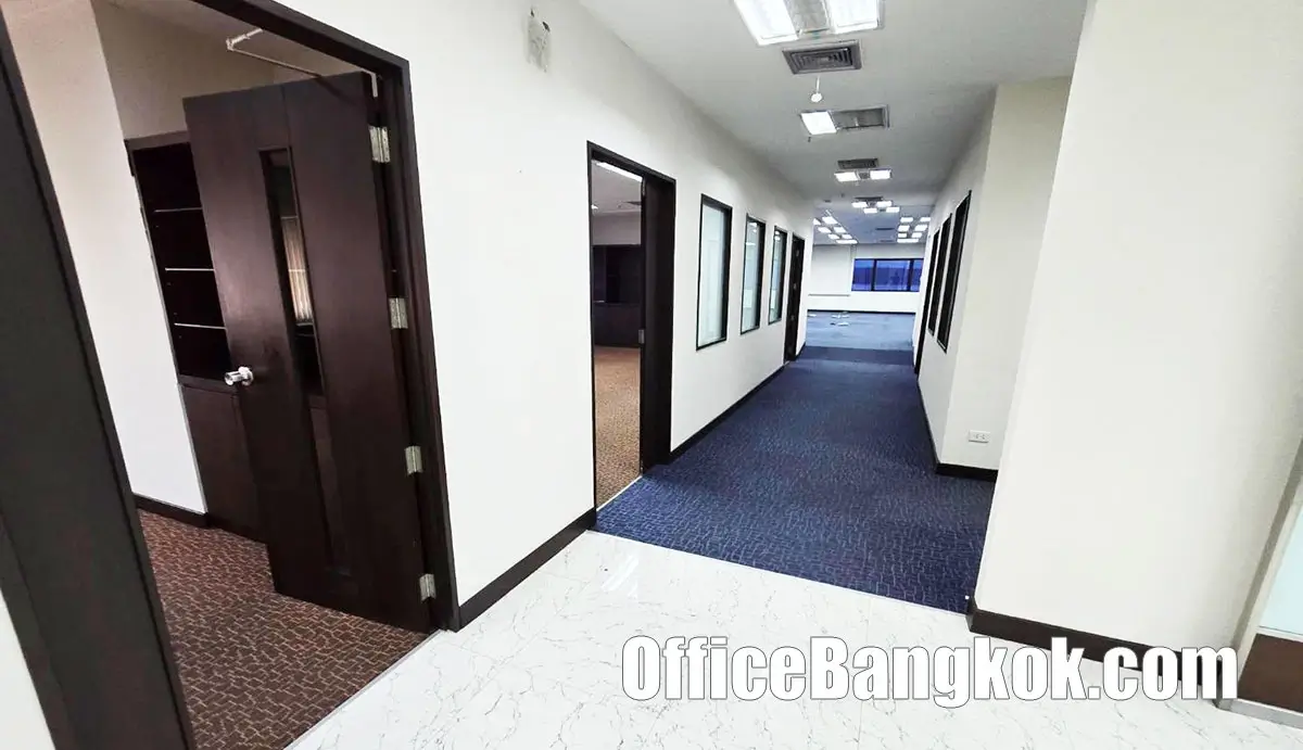 Rent Office With Fully Furnished 350 Sqm Close To Asok BTS Station