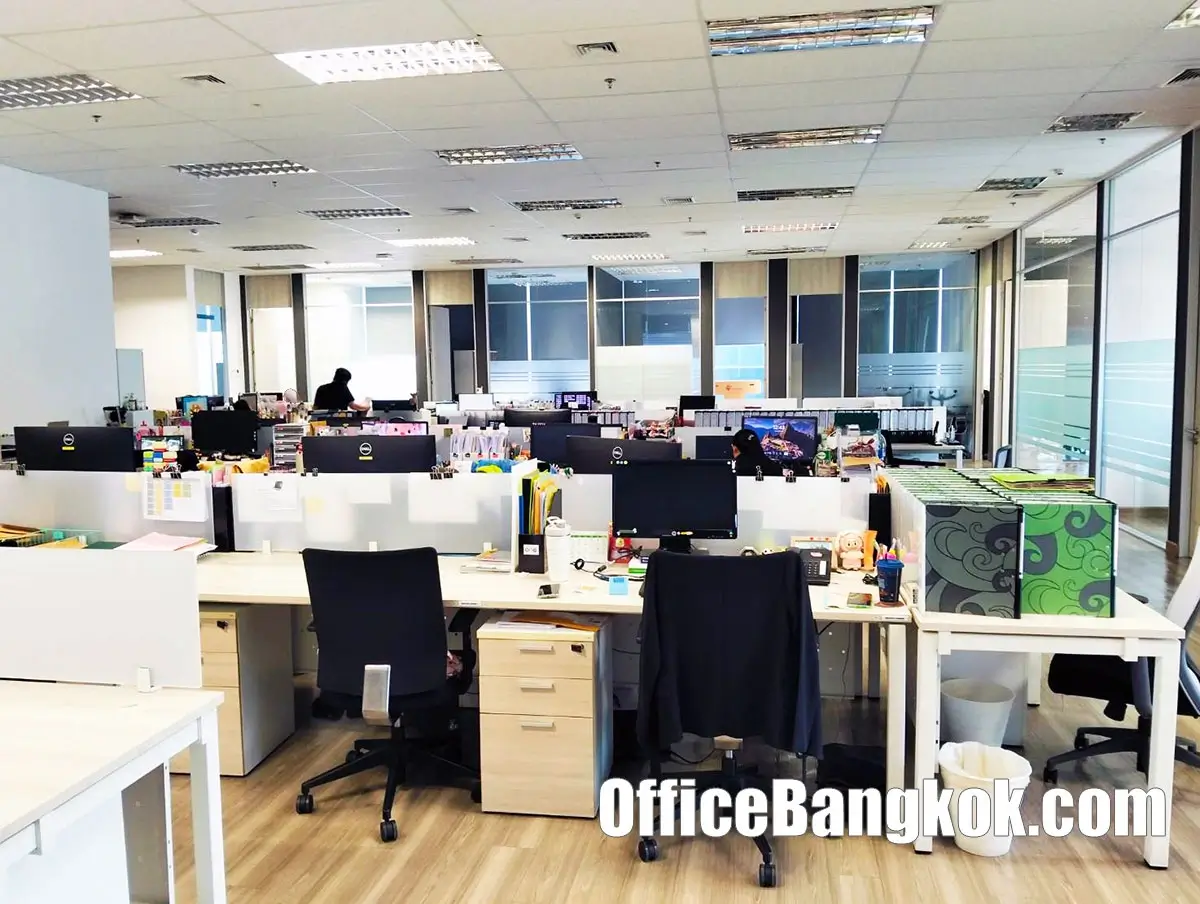 Rent Office With Fully Furnished 250 Sqm Close To Phrom Phong BTS Station