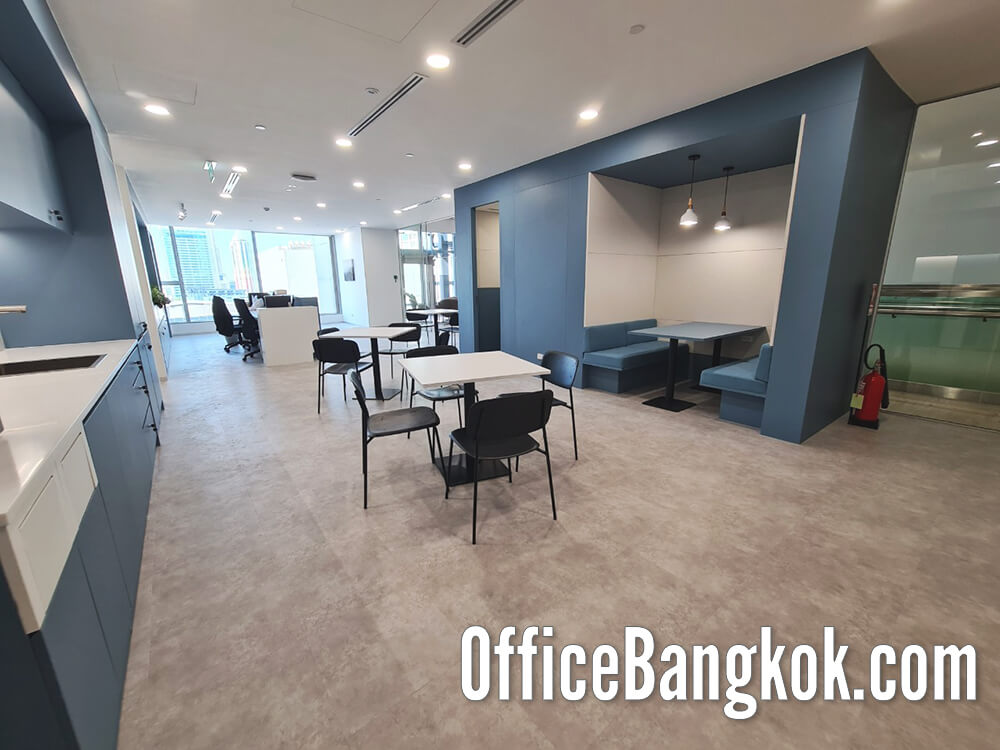 เช่าสำนักงานสำเร็จรูปอาคารแคนวาส เพลินจิต (Rent Service Office at Canvas Phloen Chit) ออฟฟิศขนาดเล็กให้เช่าพร้อมเฟอร์นิเจอร์ทำเลชิดลม