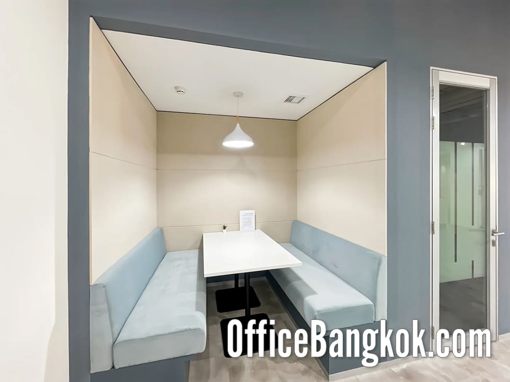 เช่าสำนักงานสำเร็จรูปเจ พาร์ค ศรีราชา นิฮอน มูระ (Rent Service Office at J-Park Sri Racha Nihon Mura) Co-Working Space และออฟฟิศขนาดเล็กให้เช่าพร้อมเฟอร์นิเจอร์ทำเลชลบุรี