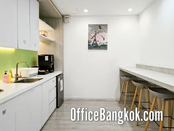 Service Office for Rent at All Seasons Place - M Thai Tower
