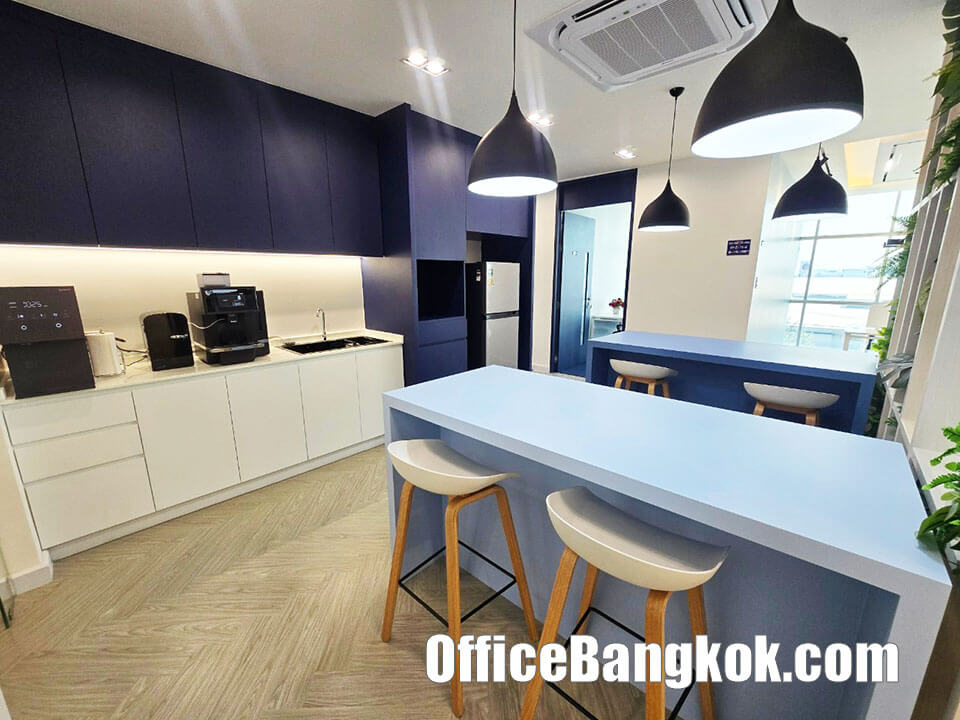Service Office for Rent at OSC Building